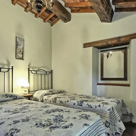 Awesome In Apartment Tuoro sul Trasimeno